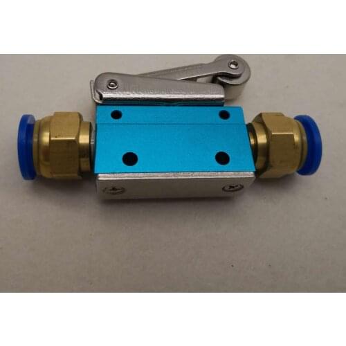 MOV-02 RC1/8 Roller Type Two Position Three Way Mechanical Valve