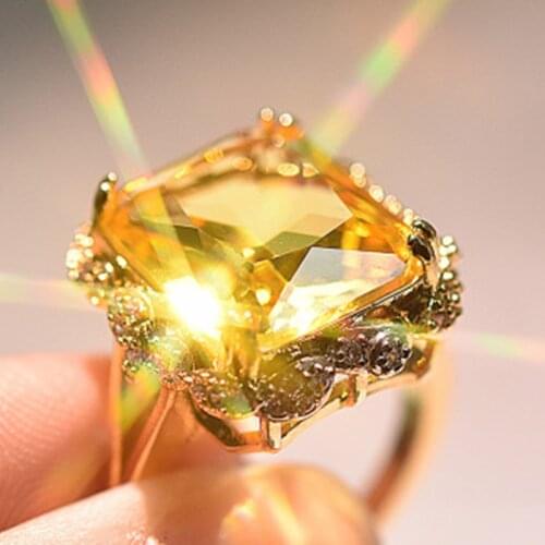 Trendy Square Cyrstal Engagement Ring For Women Champagne Big Yellow Zircon Female Rings Jewelry Gifts