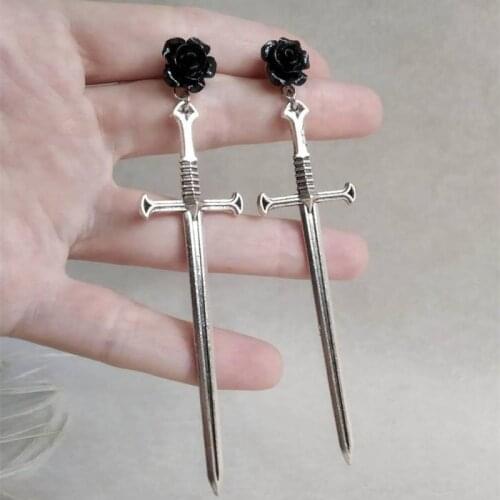 Black Roses Gothic Sword Studs Earrings Creativity Punk Warrior Jewellery Gorgeous Party Fashion Women Gift 2021 New