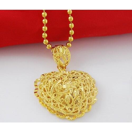 Hot Selling Womens 24K Gold Color Necklace Exquisite Heart Pendant Necklace Strand Chain for Women Luxury Noble Wedding Jewelry