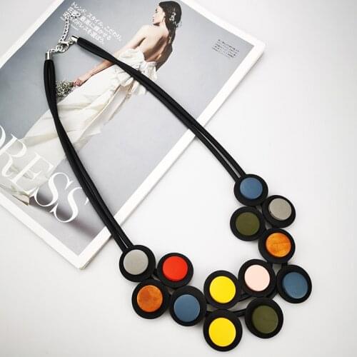 UKEBAY New Wood Jewelry Multicolor Choker Necklaces Women Goth Necklaces Elasticity Rubber Necklace Party Pendant Sweater Chain