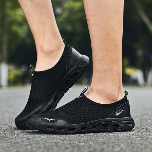 Nine o'clock Mesh Men Aqua Shoes Couple Breathable Quick Dry Water Sneaker Light Anti-skid Sport Footwear Beach Flats Size 35-48