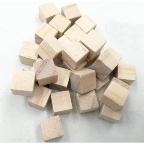 50pcs 10mm Natural Pine Square Party Festival Decoration Graffiti Wooden Supplies for Wedding Birthday Party Decor Children Gift