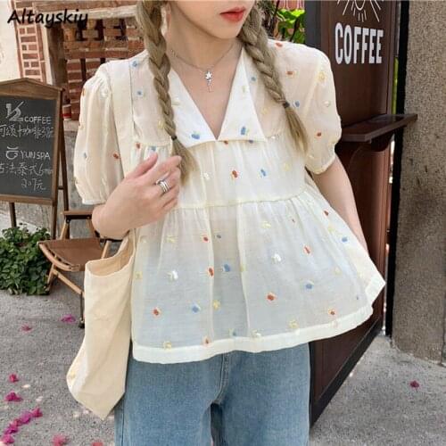 Blouses Women Breathable Embroidery Design Elegant Mujer Cropped Puff Short Sleeve Shirts Gentle French Style Sweet Tops Summer