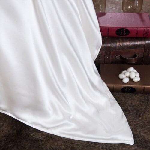 4A Quality 100% mulberry silk filling comforter 16 m / m silk shell cover size 220 x 240 quilt 2 kg 4kg silk quilt customize