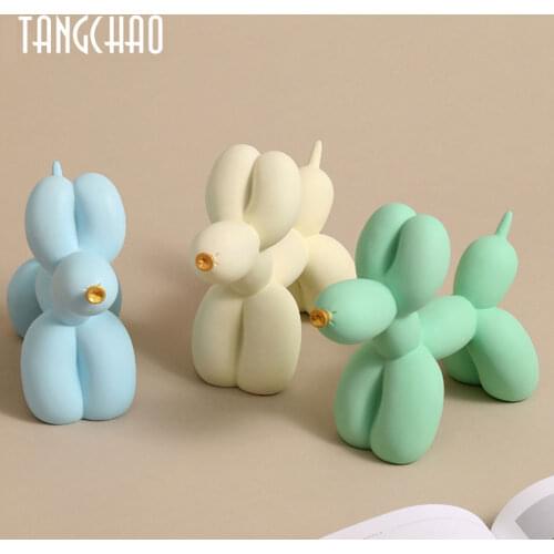 New Home Decor Balloon Dog Statue Resin Figurines For Interior Nordic Modern Living Room Office Aesthetic Room Decoration