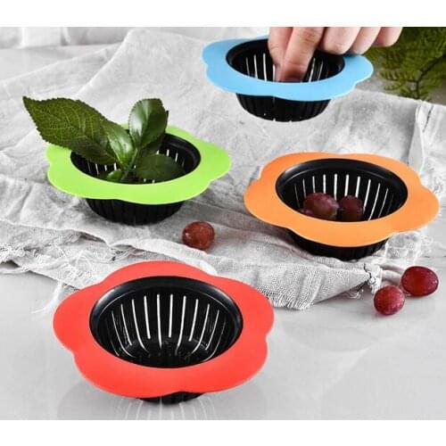 100pcs Flower Shaped Silicone Kitchen Sink Strainer Shower Sink Drains Cover sink colander Sewer Hair Filter Kitchen Accessories