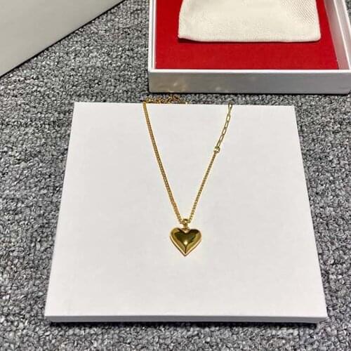 Popular brand fashion jewelry ladies gifts retro winter retro street style chain heart pendant necklace necklace party necklace