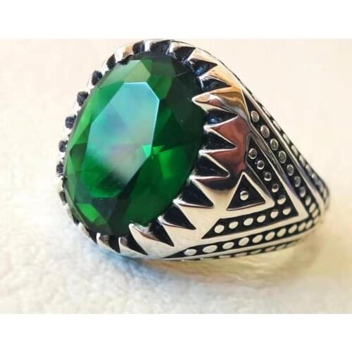 Ring Vintage YIN Green Natural Stone Mens Ring
