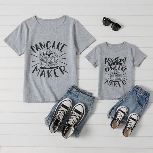 PatPat New Summer Letter Print Grey Cotton T-shirts for Mommy and Me