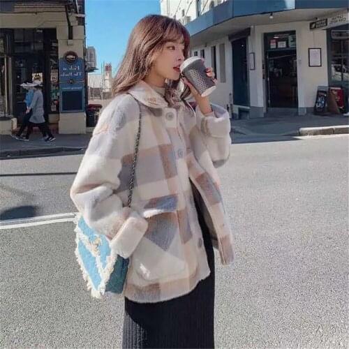 Casual Turn-down Faux Fur Loose Jackets Women Winter Vintage Winter Thick Warm Coat Plaid Print Fashion Streetwear Jacket Female