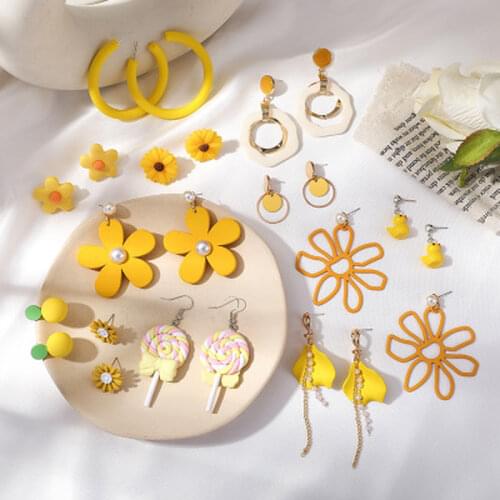 Korean Fashion Women Accessories Summer Sweet Lovely Yellow Candy Tassel Geometry Flower Dangle Earrings for Girl Cute Jewelry