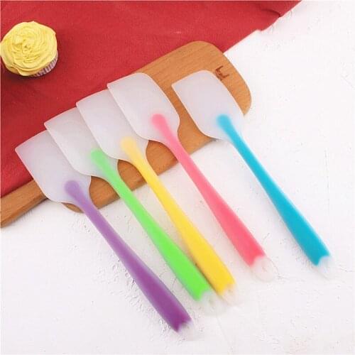 Silicone Spatula Cream Baking Scraper Non Stick Pastry Spatula Heat Resistant Cookie Pastry Scraper Cooking Kitchen Pastry Tools