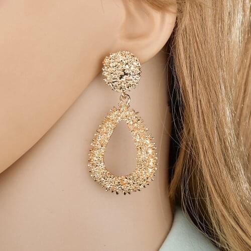Tso Sim Dangle Earrings