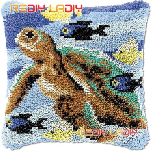 Latch Hook Cushion Cover Sea Turtle and Fish Needlepoint Kits Chunky Acrylic Yarn Crocheting Pillow Case Arts & Crafts