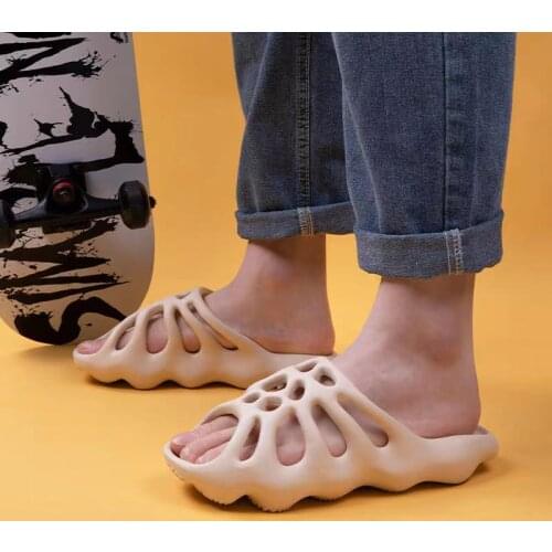 Womens Summer New Fashion Outer Wear New Trend Sandals And Slippers Couple Non-Slip Hole Shoes Wild Sports Outdoor Slippers