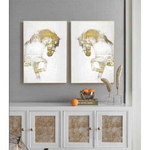 Saudi Arabia Gold Horse Painting Golden Home Decor Luxurious Wall Art for Living Room Aisle Abstract Animal Tableaux Big Poster