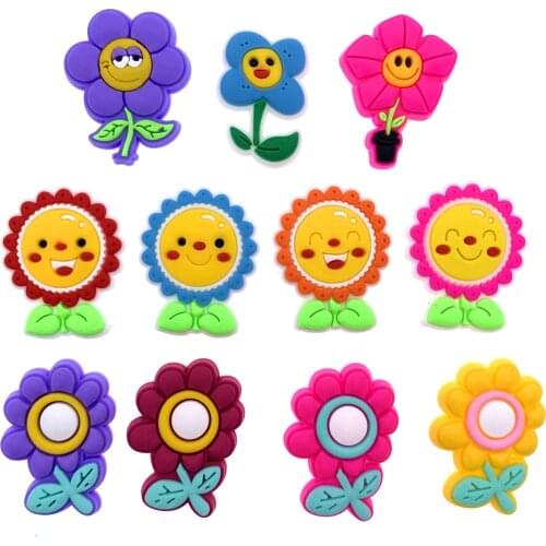 1PCS Cartoon Plant Shoes Charms PVC Wristband Decoration Hole Slipper Sunflower Accessories Croc JIBZ Buckle For Girls Gifts