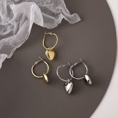 U-Magical Minimalist Gold Silver Color Metallic Love Heart Hoop Earrings for Women Glossy Simple Earrings Jewelry Pendientes