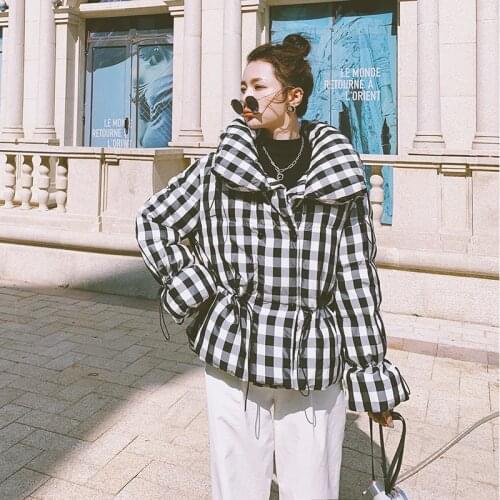 Autumn Winter 2021 Female Coat Down Plaid Design Sense Short Korean New Thick Warm Loose Casual Oversized Women Jacket B23