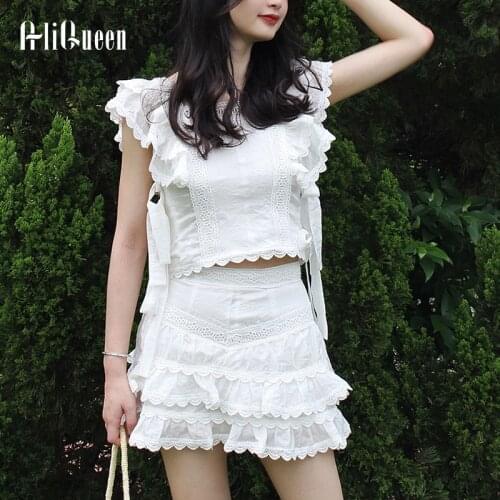 2021 Summer Sweet 2 Piece Set Women Slim Embroidery Short Set Fashion Lace Trim Short Sleeve Crop Top+High Waist Shorts Suits