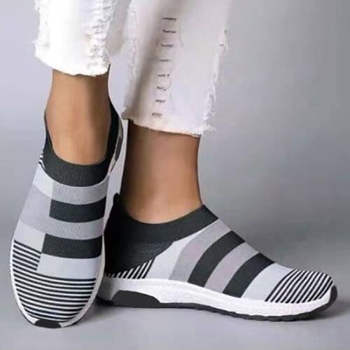 New Brand Sneakers Woman Running Shoes Air Mesh Breathable Flat Women Sport Shoes Comfortable Slip On Sock Footwear Gym Trainers