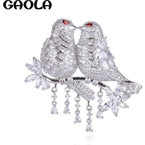 GAOLA Women Lovely Animal Mandarin Duck Brooches Dress Suit Lapel Badge Pins Decorations Jewelry GLX0287