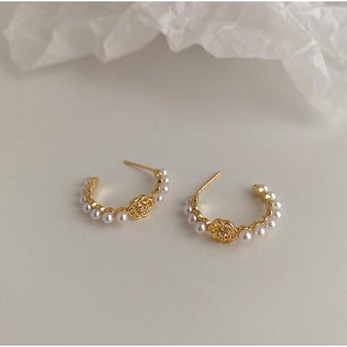 French Retro Camellia Romantic Earrings Female Korean Classic Simple Wild Fashion Temperament Earrings Trend