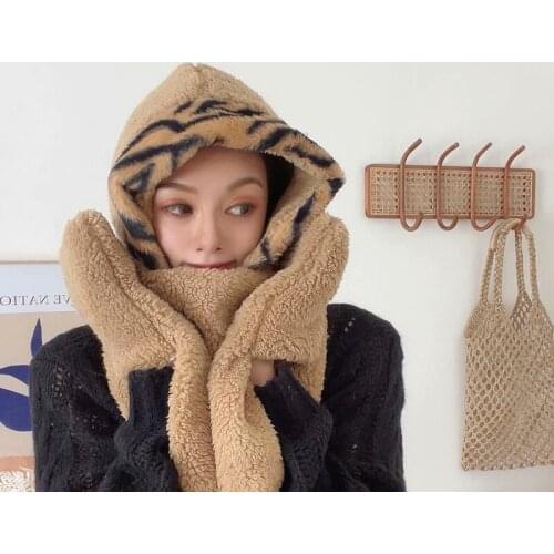 Winter Lambswool Hat 3 In 1 Women Keep Warm Ear Protection Stripe Bomber Scarf Cute Bear Model for Young Girl Street Wear Caps