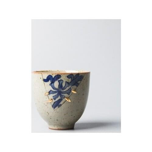 Japanese porcelain retro blue and white tea cup Gold Kungfu tea set painted gold antique tea cup ceramic single bowl 60ml