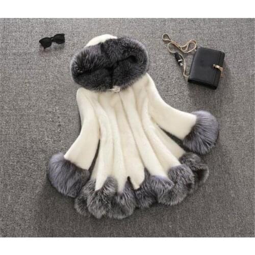 Winter Coat High Imitation Fur Coat Women Hooded Casual elegance Fur Collar Coat Medium-Long Overcoat