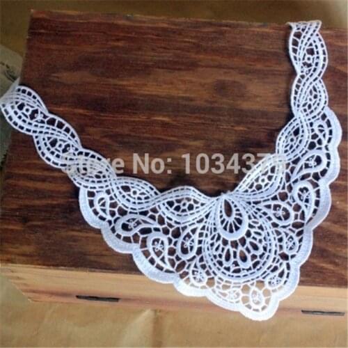 5Pcs White Embroidery Collar Venise Lace Flowers Neckline Applique YL0123