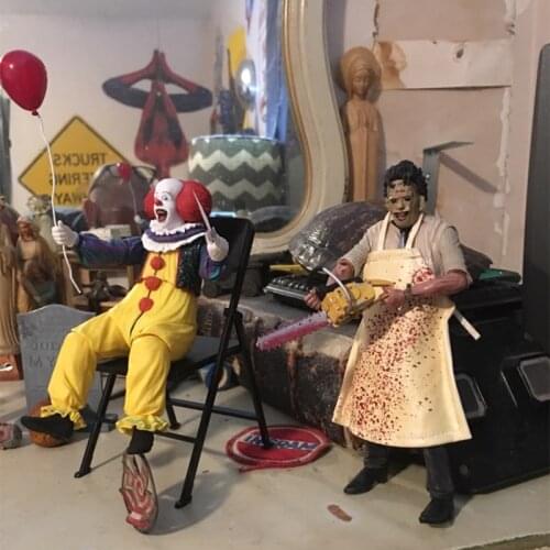 NECA 40th Anniversary Ultimate Leatherface Classic Terror Texas Chainsaw Pennywise Joker 1990 Action Figure