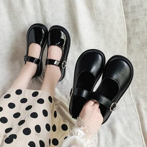 Spring Women Flats Black Mary Janes Shoes Patent Leather Lolita Shoes Round Toe Girls Shoes Round Buckle Strap Ladies Shoe 8896L