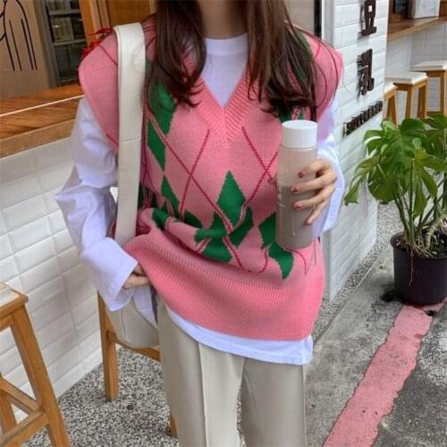 Korean Casual Pink Argyle Sweater Vest for Women Vintage Loose V-neck Sleeveless Knitted Pullovers Female Waistcoat Tops