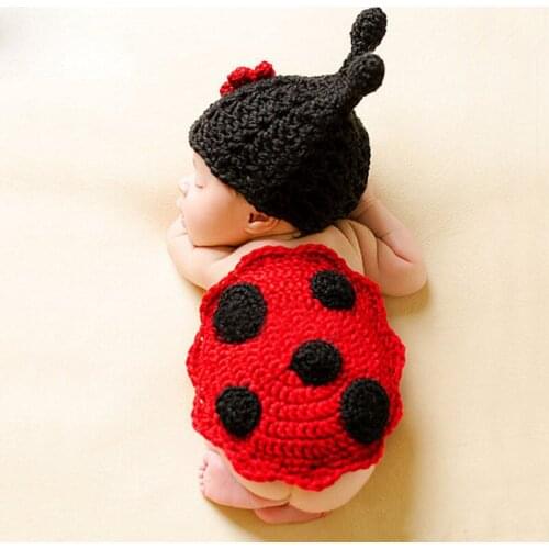 2Pcs/Set Newborn Ladybug Suit Photography Props Costume Hat Cape Crochet Knit Clothes Baby Cute Insects Photography Accessories
