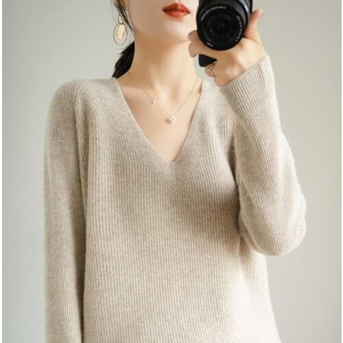 Soft glutinous lazy wind V-neck thickened cashmere sweater knitted loose Raglan long sleeve Pullover