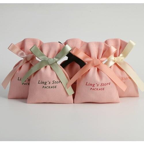 100pcs Cotton Burlap Jewelry Bag Organizer Custom Logo Wedding Christmas Party Candy Gift Bag Pouches Marige Jewelry Display