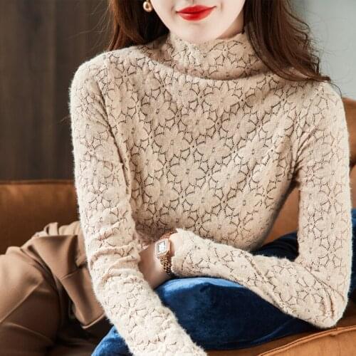 Velvet Fabric Long Sleeve Bottoming Women T-shirts Autumn Lace Vintage Streetwear Women Top Black Womens Blouses and Tops