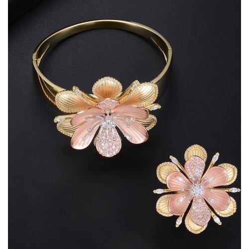 LARRAURI 2PCS New Luxury Three Tones Cubic Zirconia Bangle Flower Inlaid Bridal Wedding Bracelet Ring For Women Jewelry Sets
