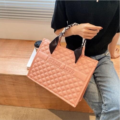 Famous Brand Famous Plaid Quilted Womens Handbag Retro Scarf Crossbody Bag Small Square Tote