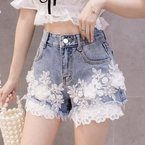 White Lace Flowers Denim Jeans Women Fashion Cowboy Shorts 2020 New Embroidery Beading Lace Shorts Large Size Casual Hot Shorts