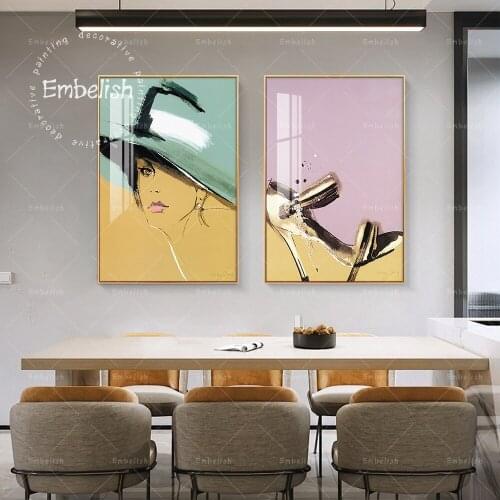 Embelish Woman With Hat And Golden High Heels Artworks Modern Home Decor HD Canvas Paintings For Living Room Wall Art Pictures
