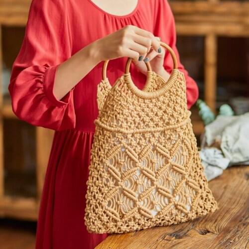 Vintage Wooden Handle Rattan Women Handbags Wicker Woven Hollow Lady Large Tote Casual Summer Beach Straw Bag Travel Big Purses