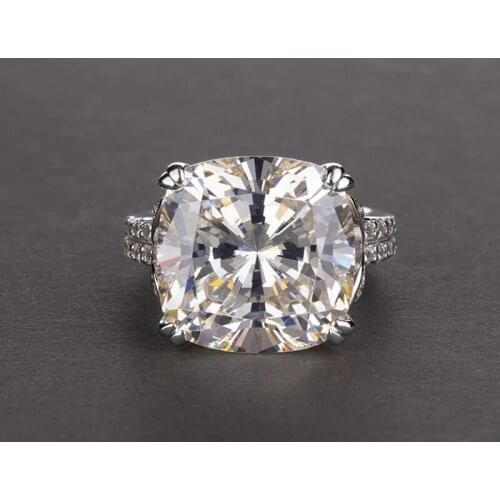 Huitan Luxury AAA Cubic Zirconia Crystal Rings Women Wedding Anniversary Party Ring Good Quality Elegant Accessories New Jewelry