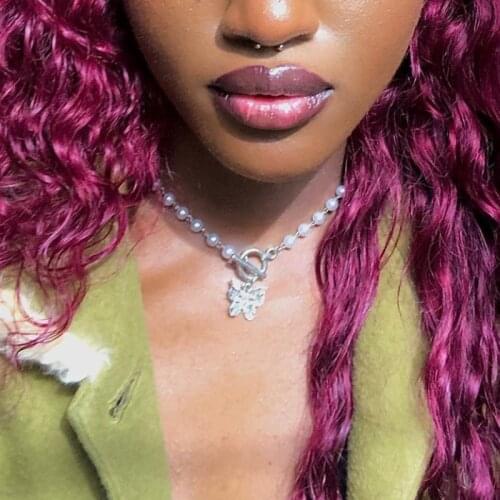 Korean Charms Pearl Crystal Butterfly Necklace for Women Metal Vintage Sweet Buckle Choker Necklace Jewelry 90s Style Friendship