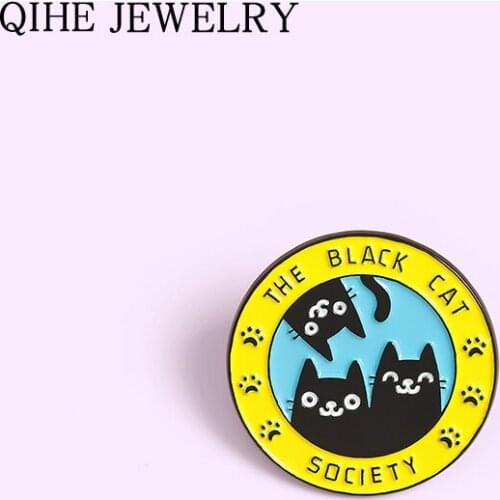 Cartoon Cute Black Cats Enamel Pins Custom Funny Animal Brooches Bag Lapel Pin Round Badge Jewelry Gift for Friends Wholesale