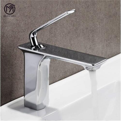 Bathroom Faucet Brass Chrome Faucet Sink Mixer Tap Vanity Hot and Cold Water Mixer Tap Bathroom Faucets