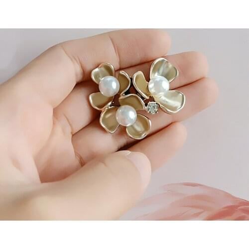 10pcs 36x32mm Metal Alloy Matted Gold Flowers Imitation Pearl Flowers Connectors Charm DIY Jewelry Accessories