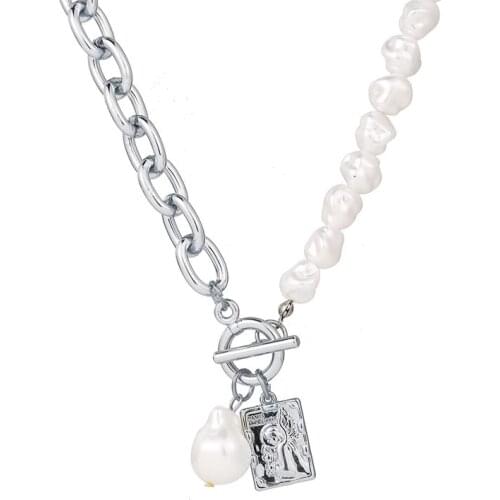 Classic Baroque Style Irregular Pearl Necklace for Women Geometric Square Pendant Chain Necklaces Punk Jewelry